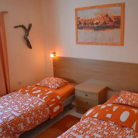 Casa Borboleta Gepflegte Mit Meerblick, Grossem Garten Und Pool, Traumlage * Aljezur