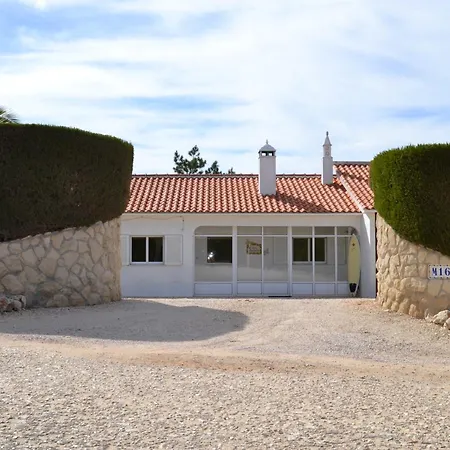 Casa Borboleta Gepflegte Mit Meerblick, Grossem Garten Und Pool, Traumlage Aljezur
